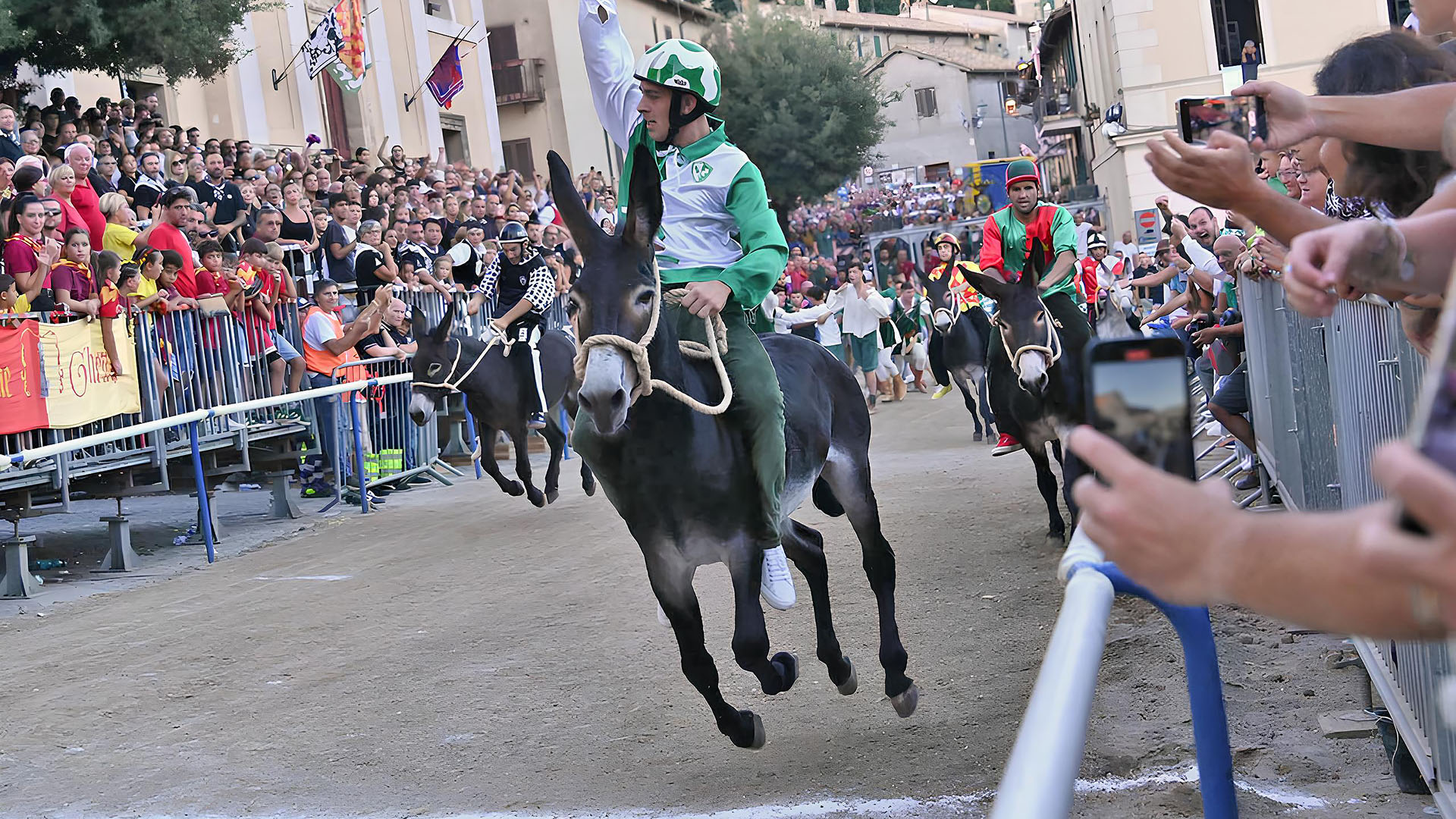 La Bianca trionfa al Palio di Allumiere 2024